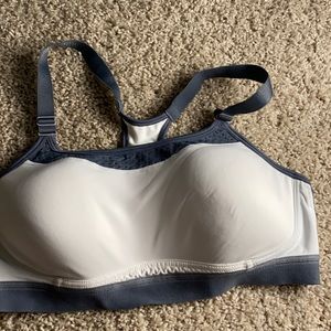 Champion XL sports bra